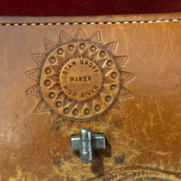 Vintage Leather handmade by a Cowboy in Alberta, Canada - Picture 4 of 5